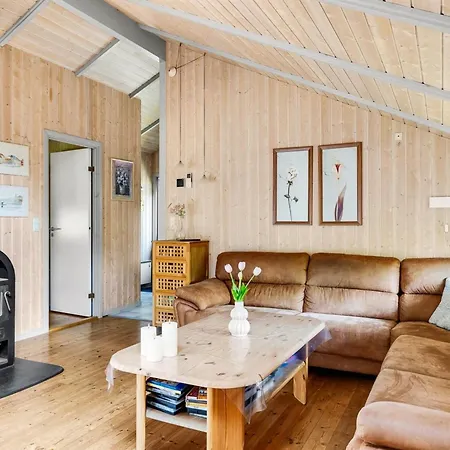 Athislus - 30km From The Sea By Interhome בית נופש