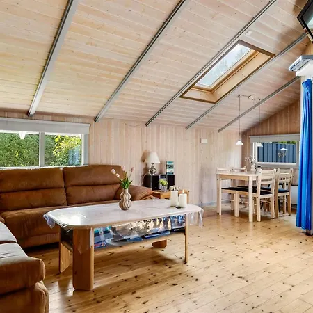 Athislus - 30km From The Sea By Interhome בית נופש